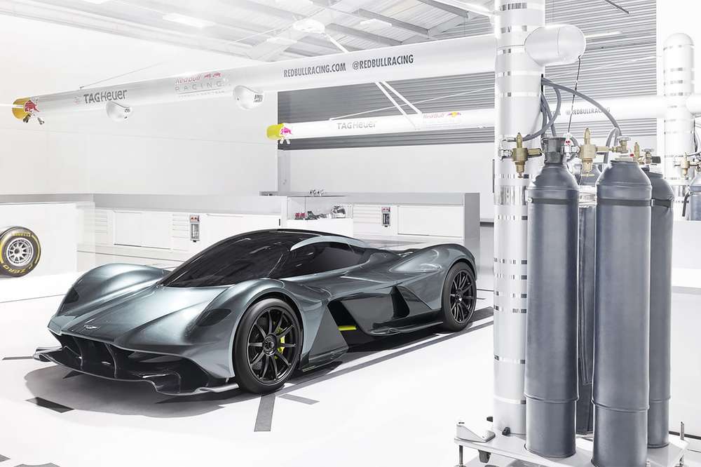 Aston Martin разработает конкурента Ferrari 488
