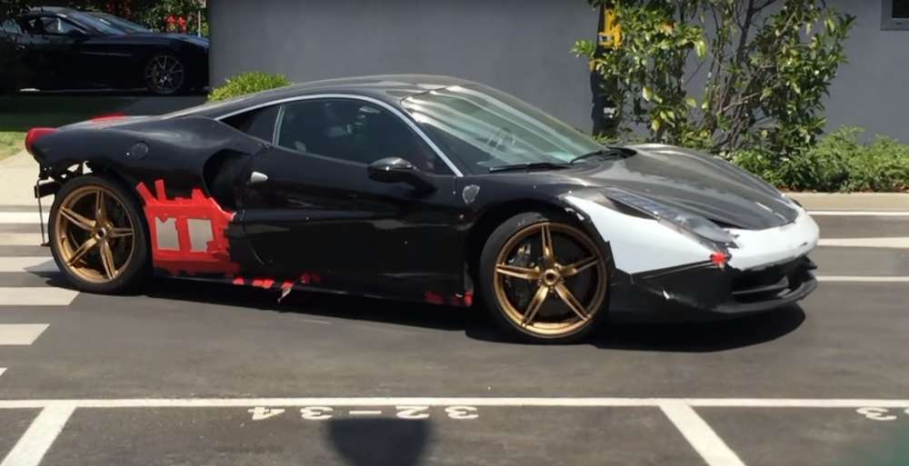 Прототип гибридного Ferrari 488 замечен на заводе компании