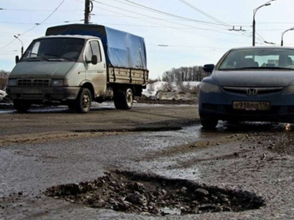 Украинские дороги останутся с ямами до весны