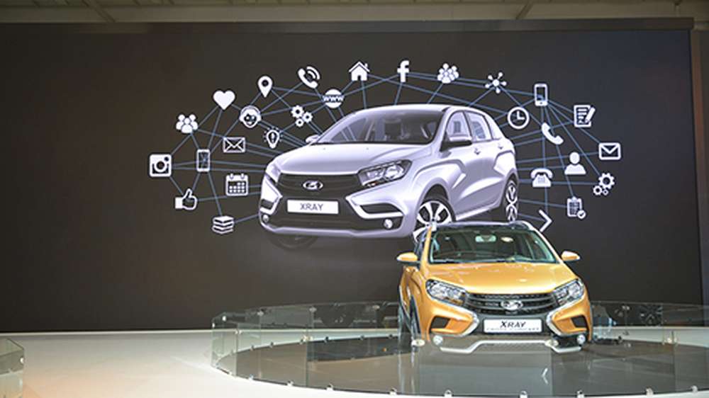 Автомобили Lada научатся выполнять команды от смартфонов