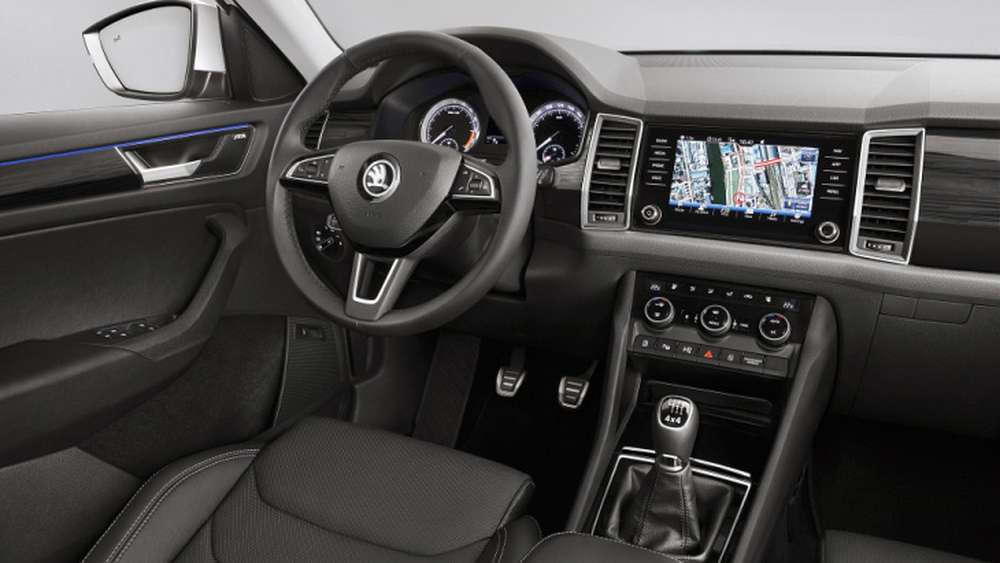 Skoda рассекретила интерьер кроссовера Kodiaq