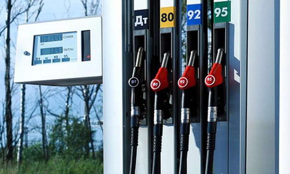 В 2013 году цены на бензин в России выросли на 5,7%