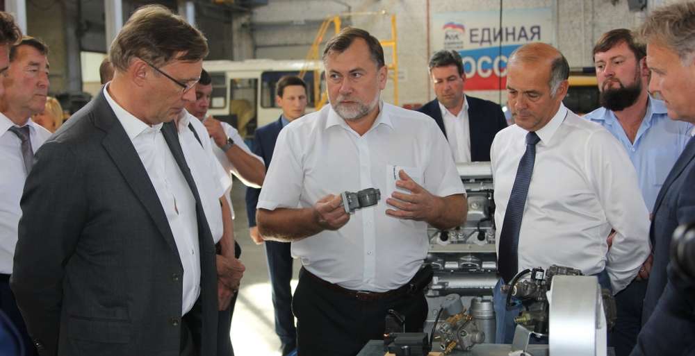 Глава компании КамАЗ посетил дистрибьютора по газомоторной технике