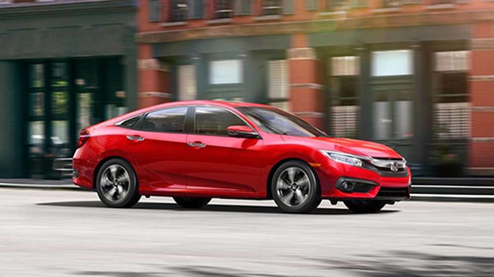 Honda Civic стала бестселлером в сегменте компактных авто в США