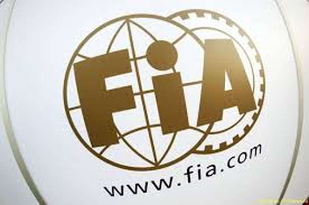 В FIA отказались от ограничения времени пит-стопа