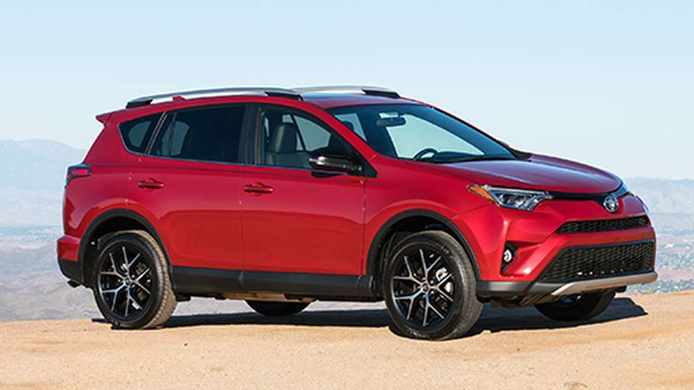 Дизельный компактный кроссовер Toyota RAV4 вернется в Россию