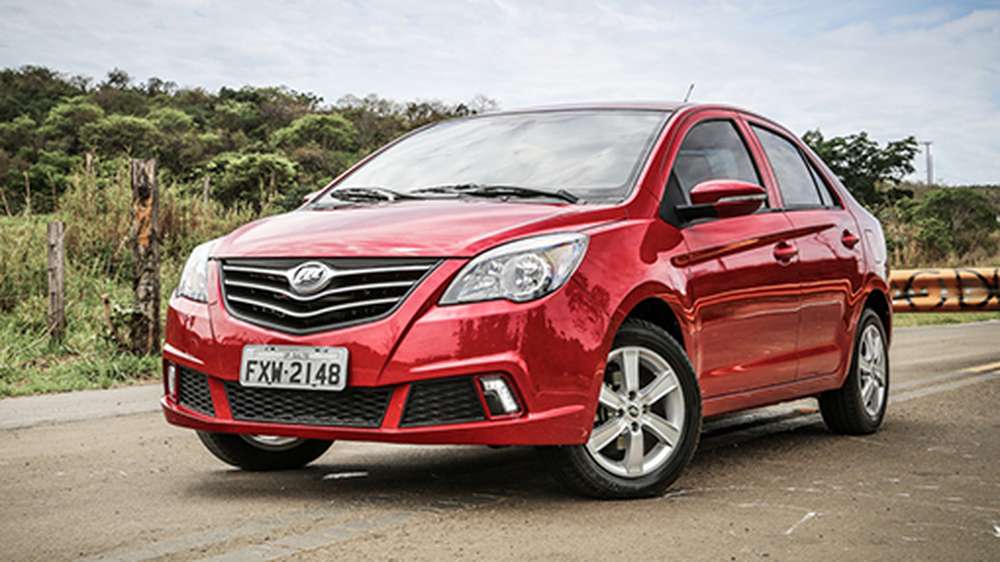 Lifan вывел с российского рынка компактный седан Celliya