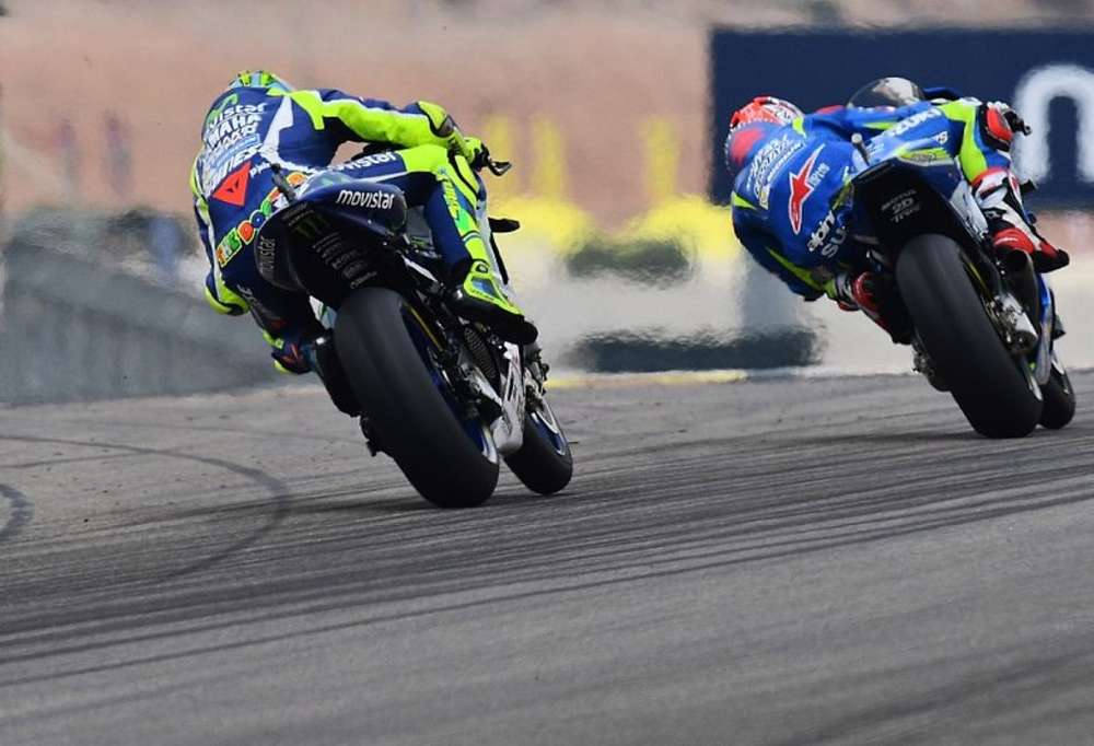 Гонщиков MotoGP будут штрафовать за неприличные жесты на трассе