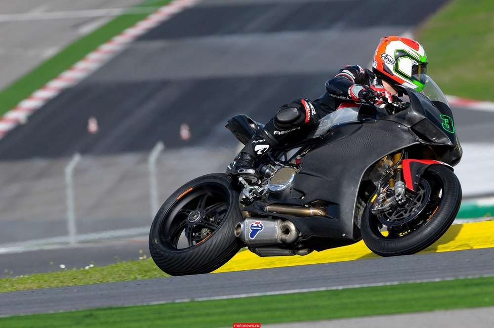 Команда Ducati в WSBK завершила тесты