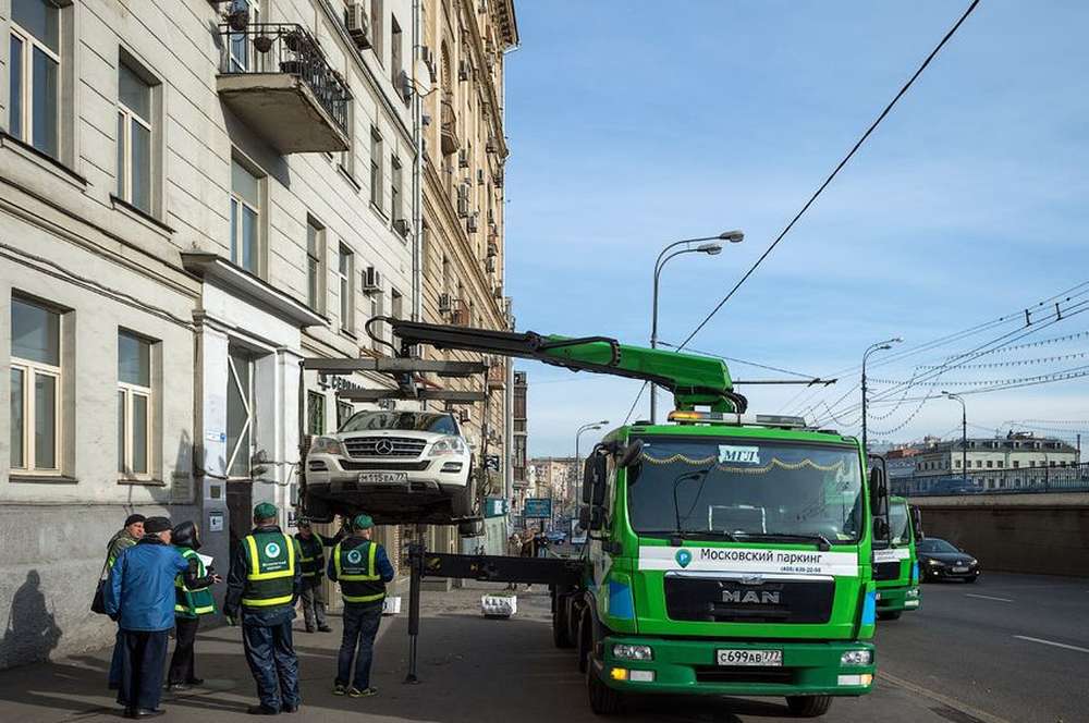 Эвакуация авто в москве