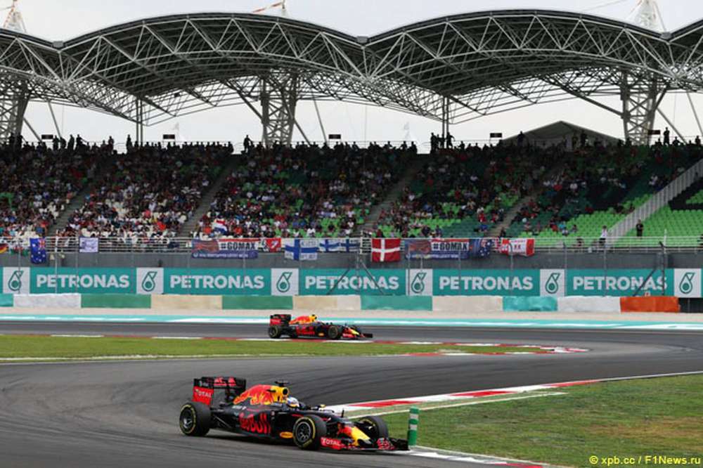 В Red Bull хотят удержать позиции впереди Ferrari