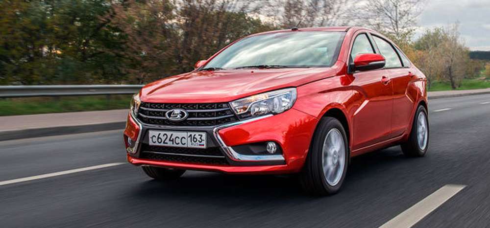 Новый глава АвтоВАЗа заявил о планах пересадить таксистов на Lada