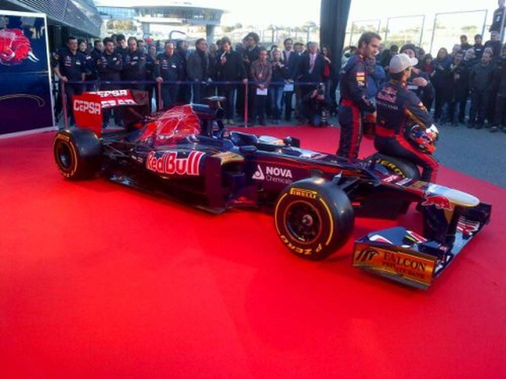 Toro Rosso продлила контракт с NOVA Chemicals