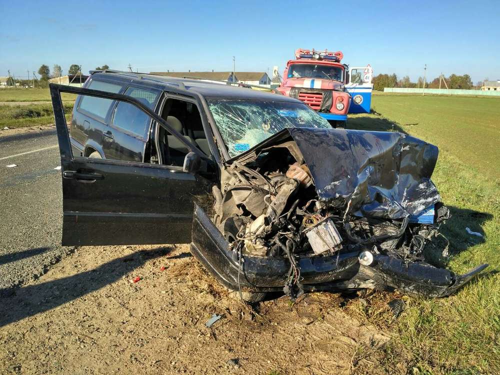 В Минском районе водитель Renault тяжело травмировал велосипедиста и скрылся
