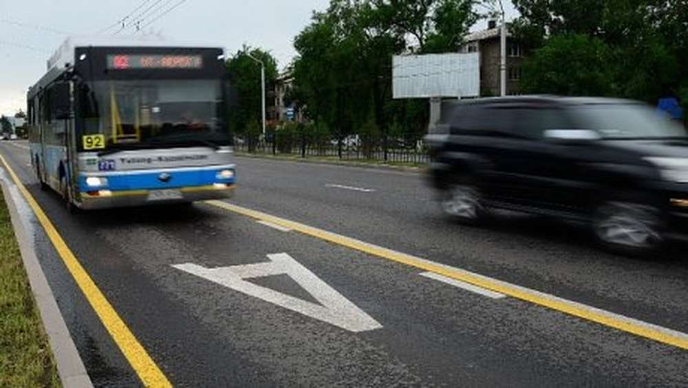 По Толе би в Алматы заработала автобусная полоса