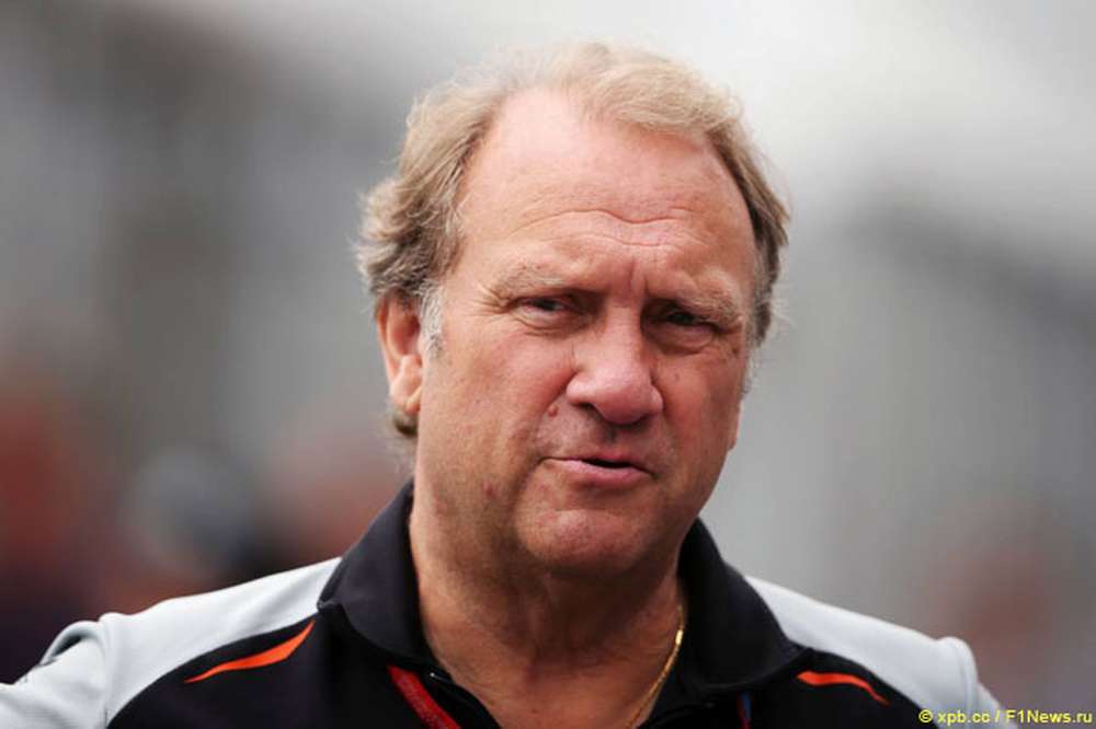 В Force India не спешат искать замену Хюлкенбергу