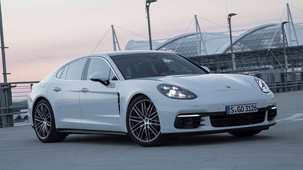 Новый Porsche Panamera скоро поступит в салоны российских дилеров