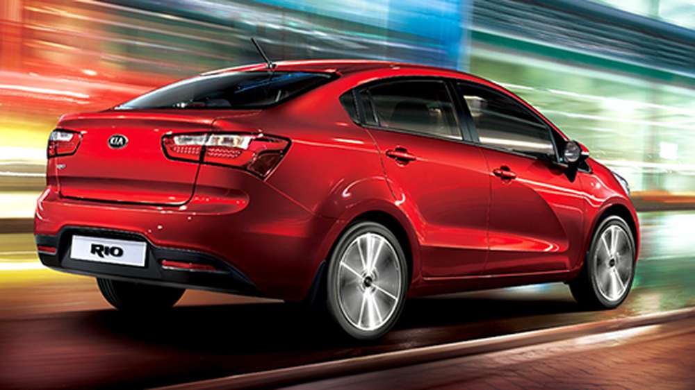 Продажи Kia в России в октябре выросли до максимума 2016 года