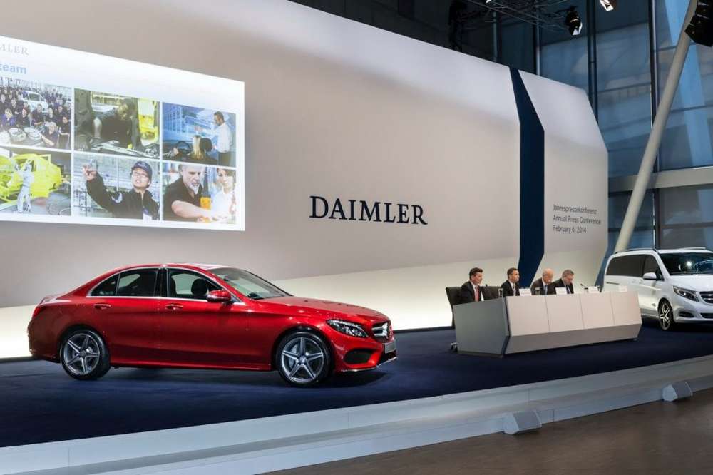 Mercedes-Benz случайно показал S-Class в кузове купе