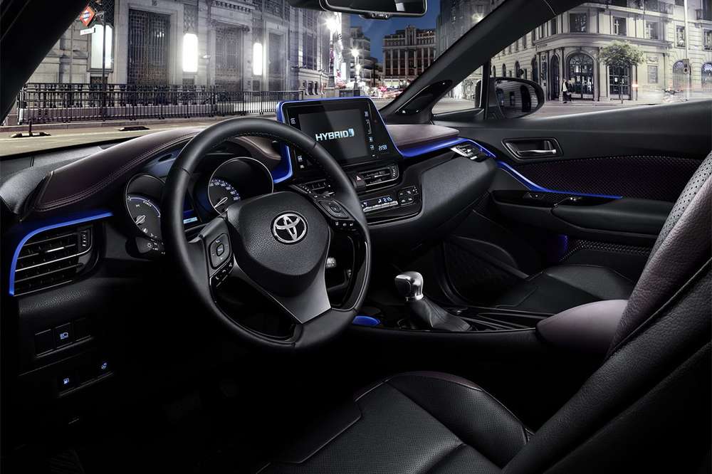 Toyota начала серийное производство кроссовера C-HR