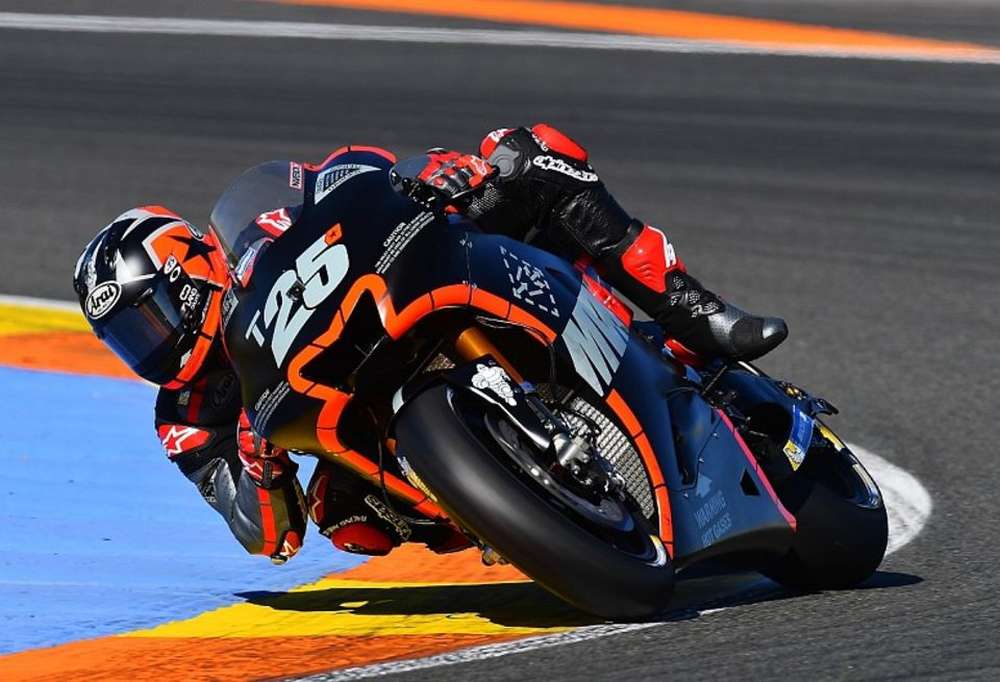 Маверик Виньялес показал лучшее время на тестах MotoGP
