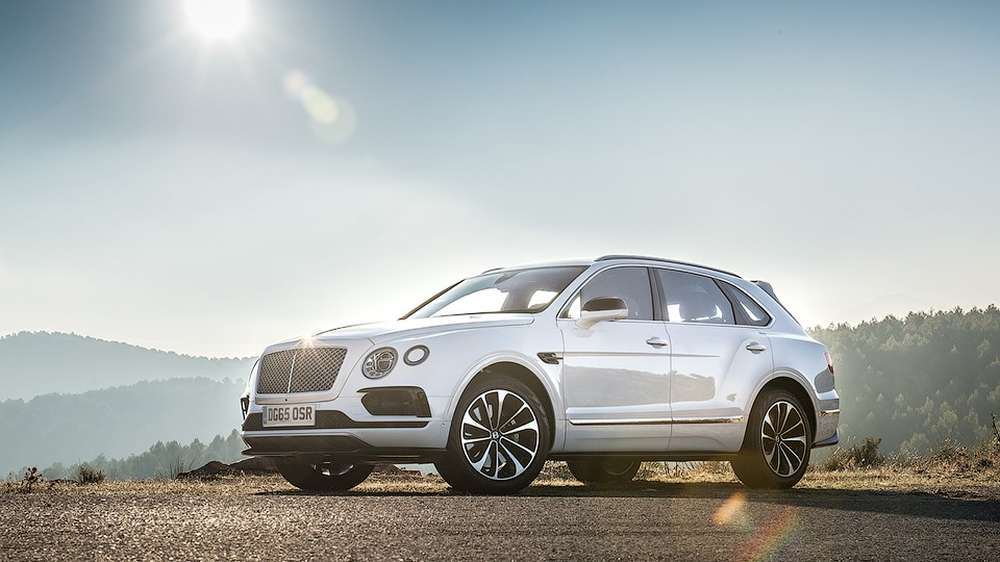 Компания Bentley впервые отозвала Bentayga