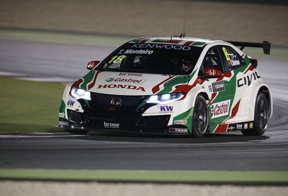 Тьягу Монтейру стал лидером второй тренировки WTCC в Катаре