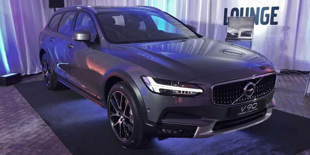 Рассекречены российские цены на Volvo V90 Cross Country