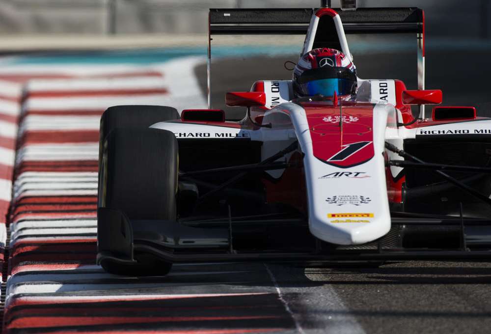 Джордж Рассел показал лучшее время в финальный день тестов GP3