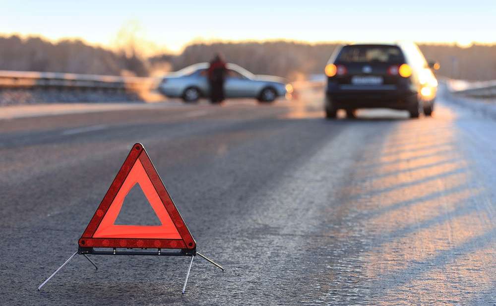 На Украине перевернулся автобус с 34 детьми, есть жертвы и раненые