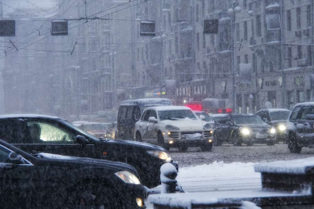 Февраль 2013 г. Москва Сити зимой плохая погода. Погода в Москве когда закончится снег. Snow Collapse February in Russia 2021.