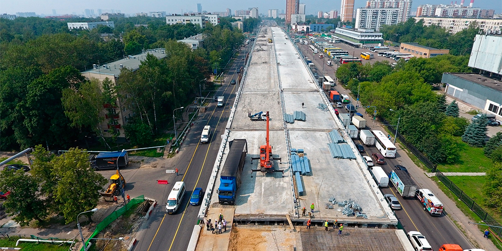 В Москве за три года построят 350 километров новых дорог