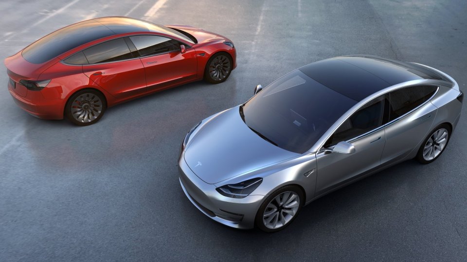 «Tesla» наездили по всему миру 5,6 миллиарда километров