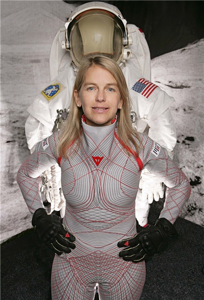 Компания Dainese в космосе