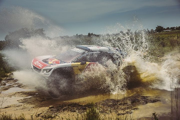 Карлос Сайнс-старший: Новый регламент «Дакара» вредит Peugeot
