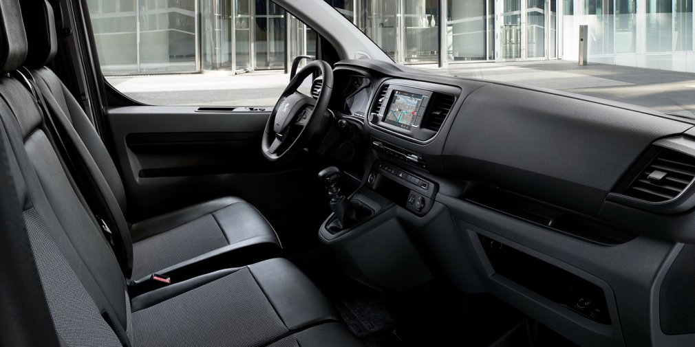 Peugeot привезет в Россию новый фургон Expert
