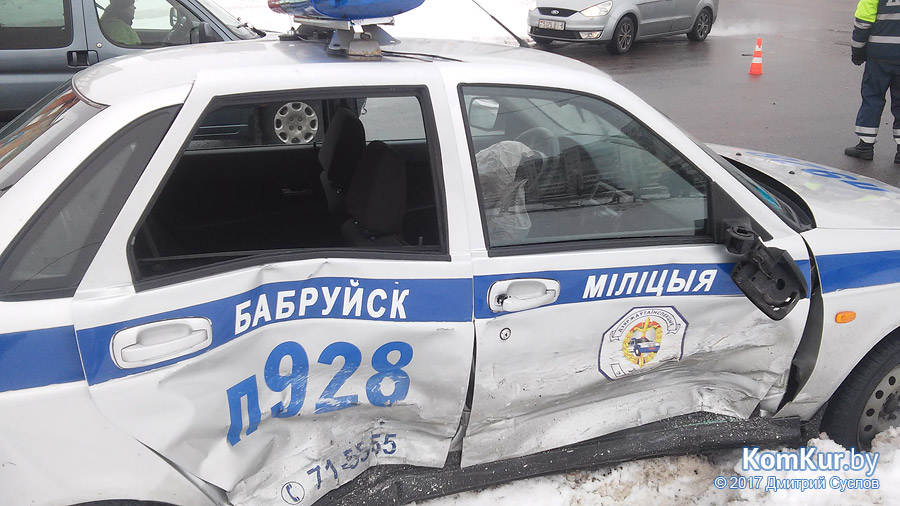 В Бобруйске автомобиль ГАИ снова попал в ДТП