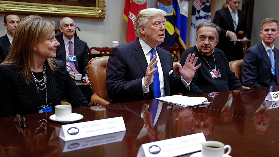 Трамп встретился с главами Ford, GM и Fiat Chrylser