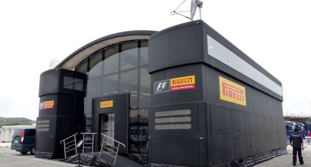 В Pirelli соберут информацию о шинах для 2015-го
