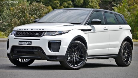 Китаянка разбила клон Range Rover Evoque сразу после покупки