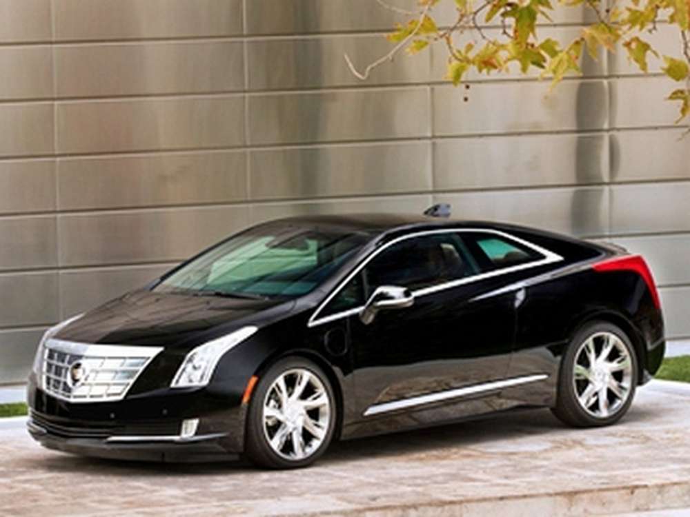 Половина дилеров Cadillac отказалась продавать гибрид ELR