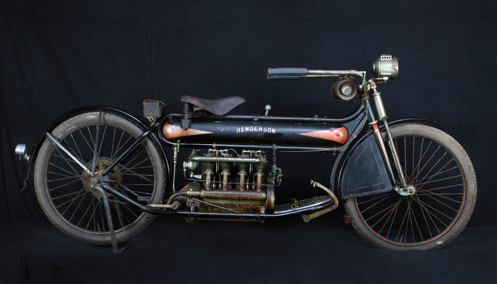 Мотоцикл Henderson Four 1912 ушел с аукциона за 490 000 долларов