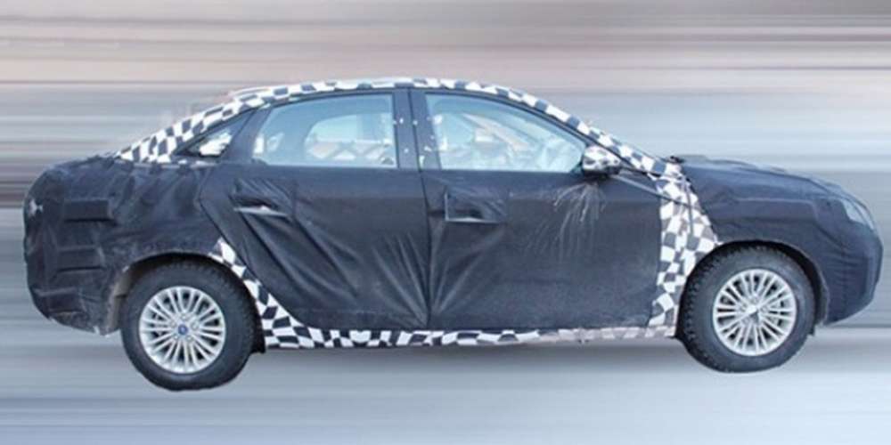 Ford представит седан дешевле Focus