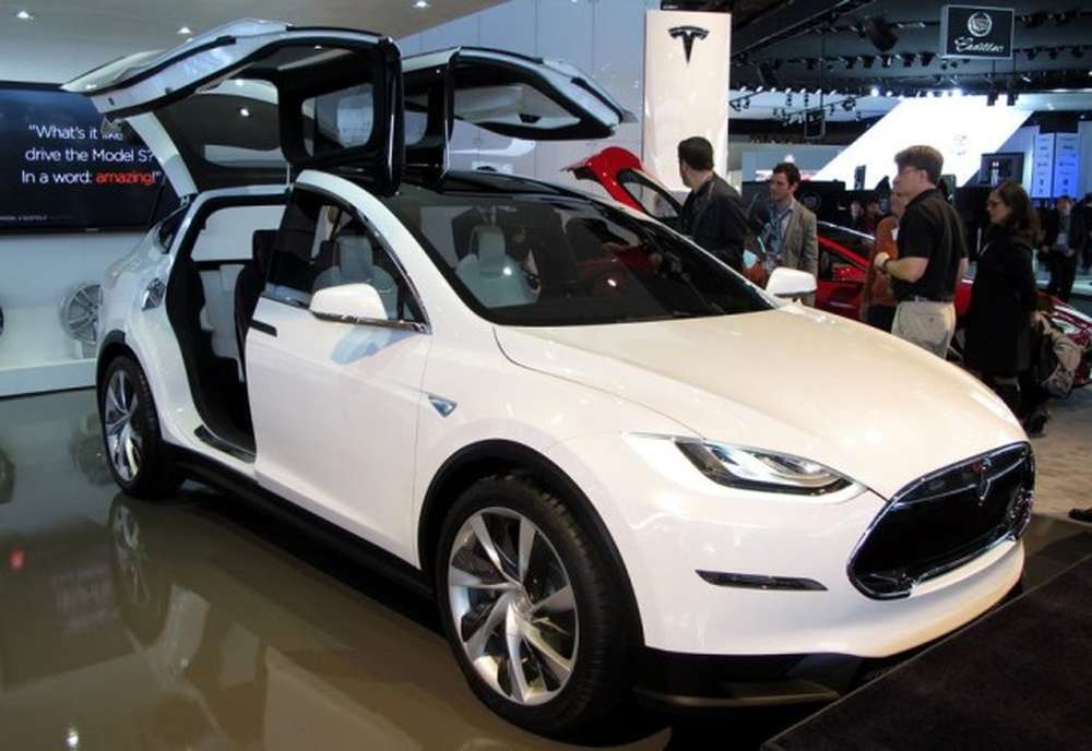 Tesla готовит наступление на Европу