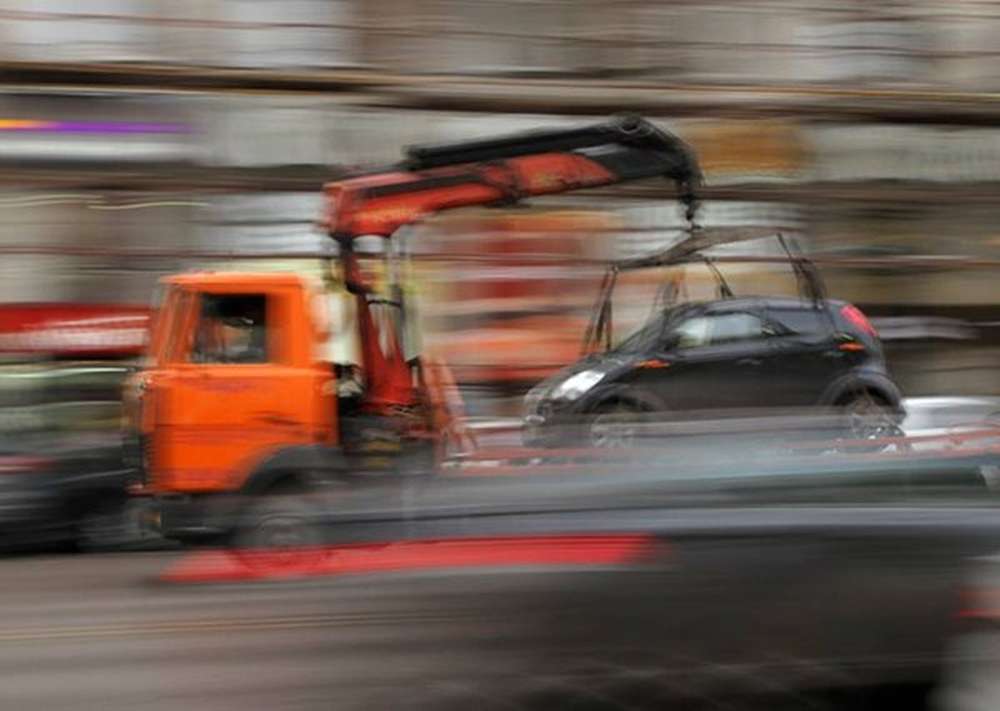 В Казахстане начались конфискации авто у должников