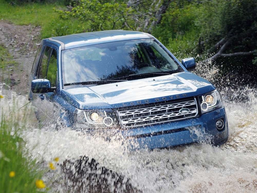 Новый Land Rover Freelander проехался на камеру