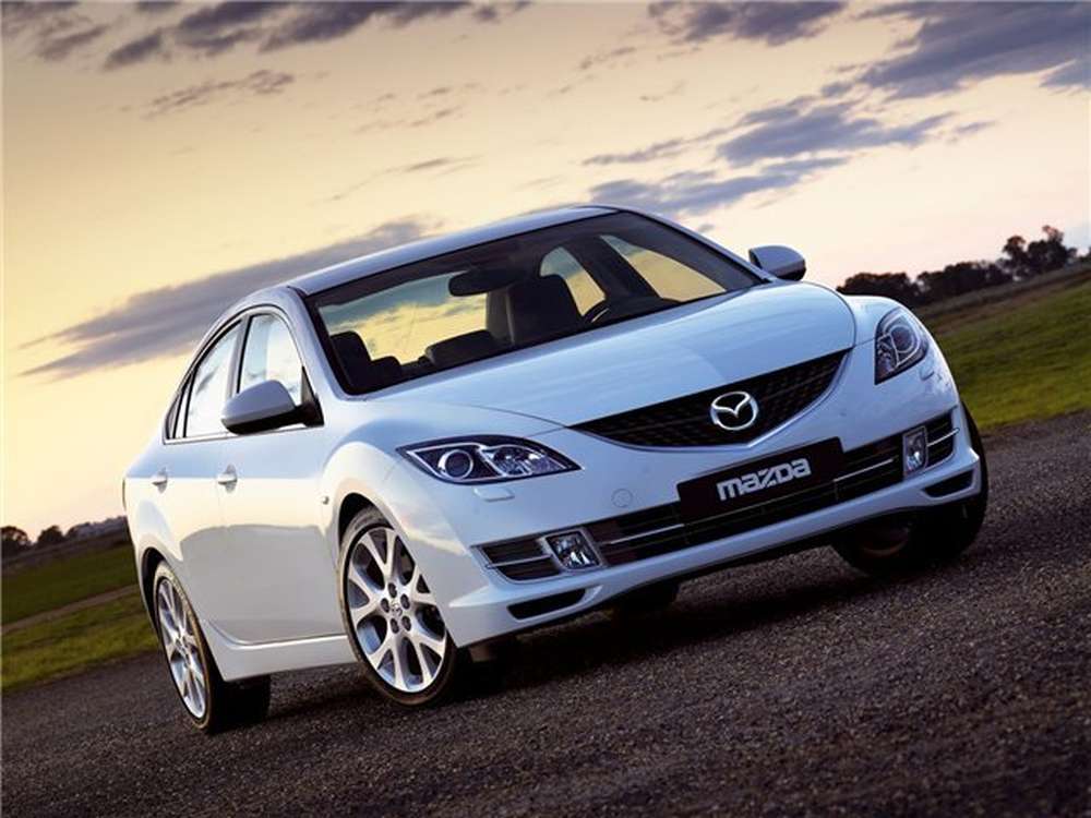Mazda отзовет 42 тысячи автомобилей из-за пауков