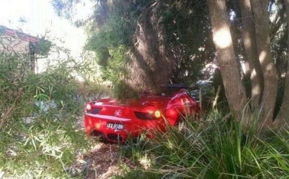 В Австралии разбился родстер Ferrari 458 Spider