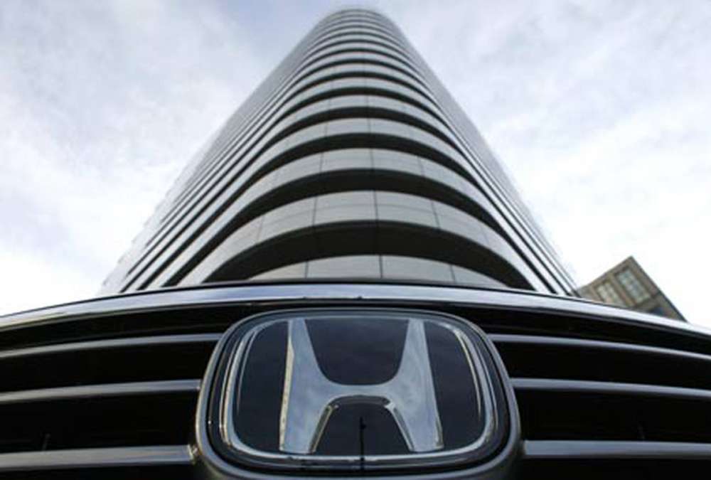 Прибыль Honda Motor выросла на треть