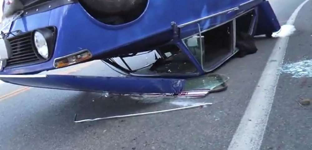 17-летний водитель перевернул отреставрированный BMW 2002 своего отца